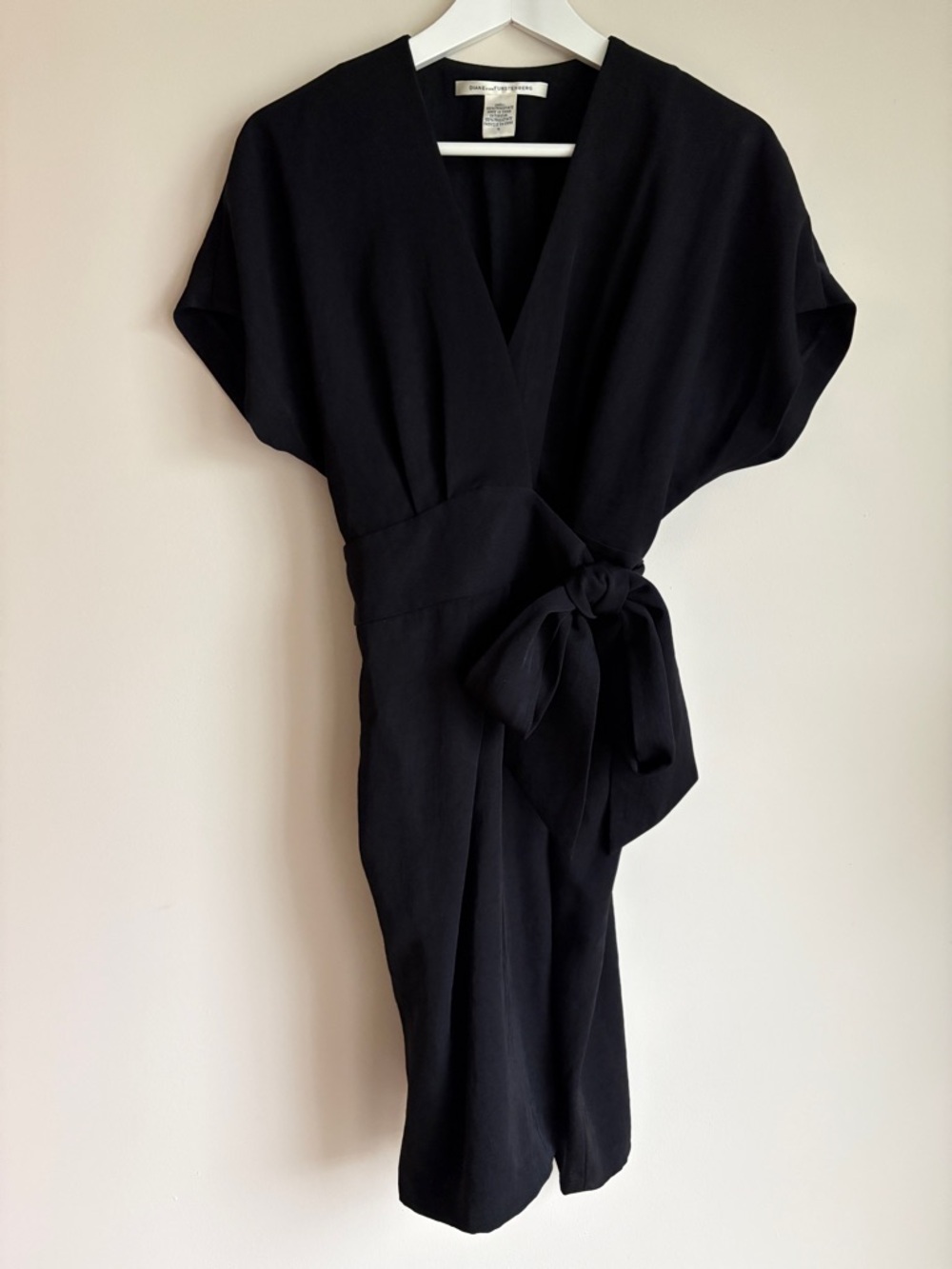 DVF Rare Kimoni Wrap Dress in Black